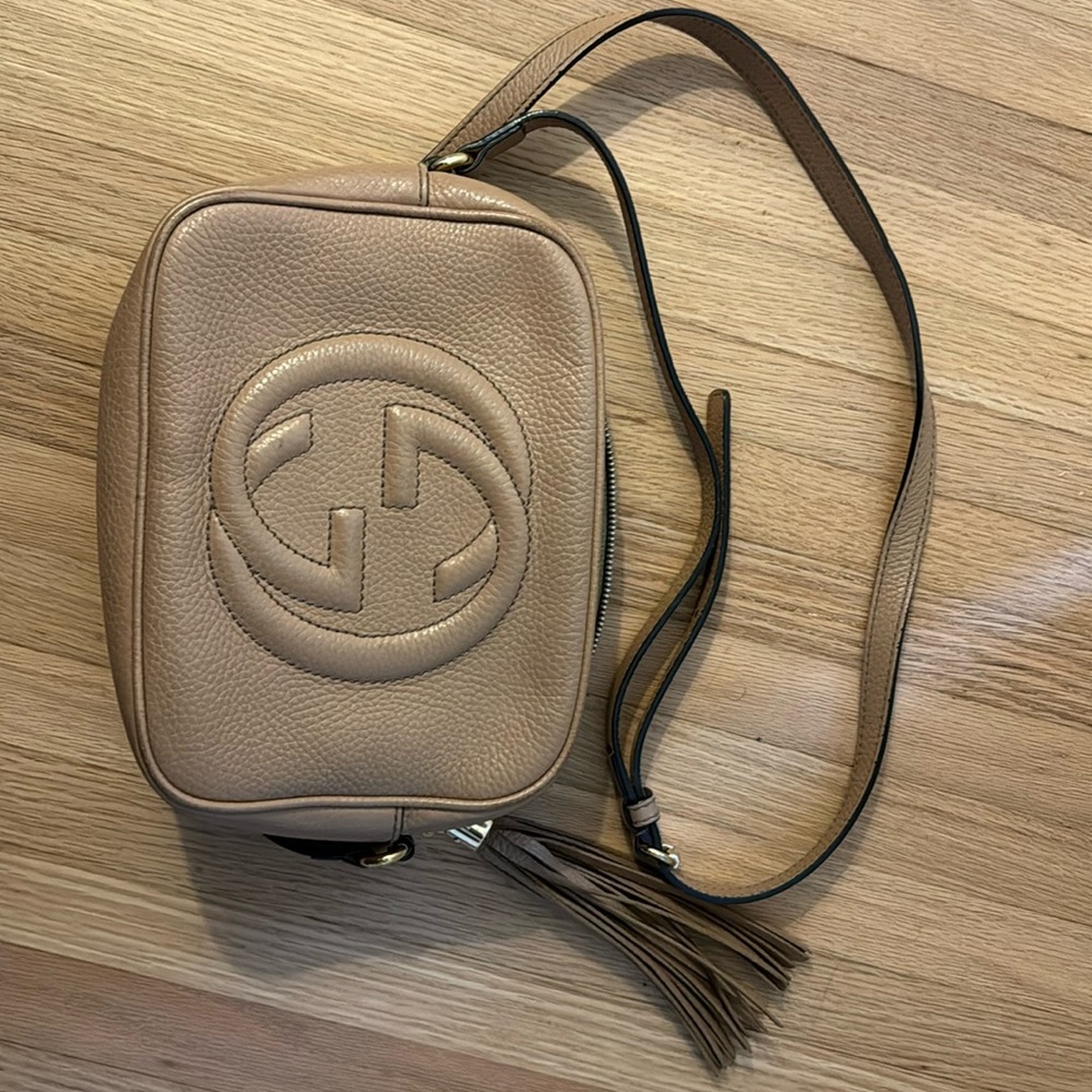 GUCCI Disco Soho Leather Crossbody